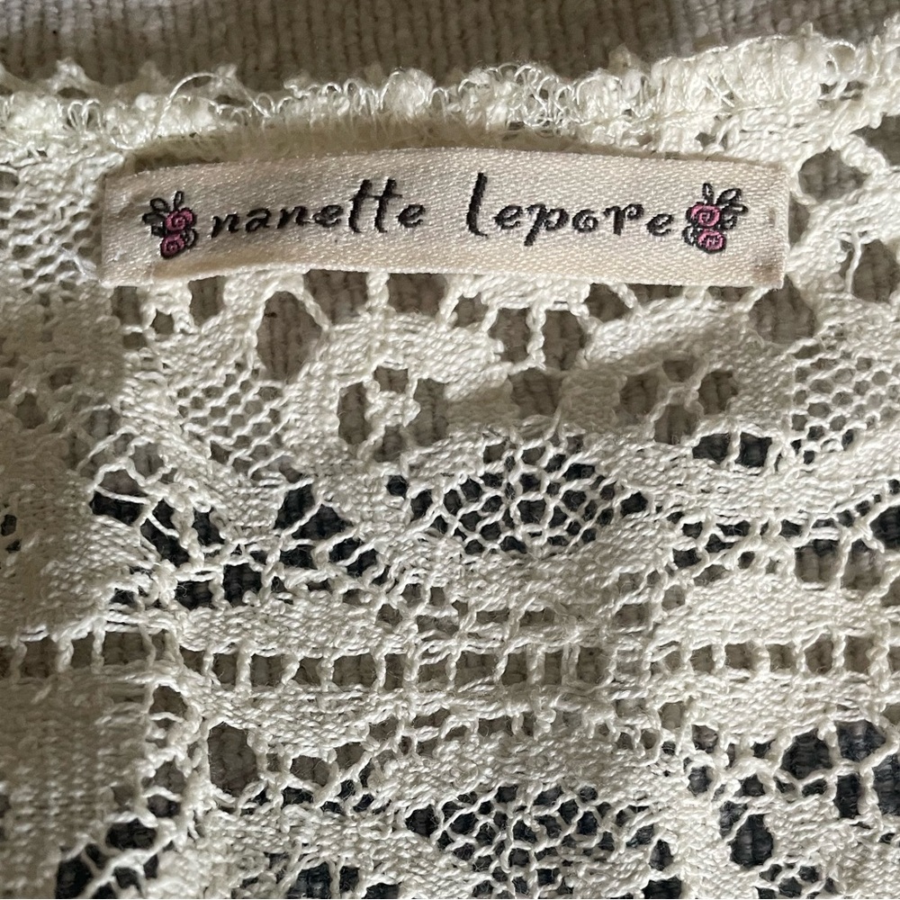 NANETTE LEPORE Anthropologie Ivory Crochet LACE FRINGE Bell Sleeve BOHO Top S - Picture 4 of 11